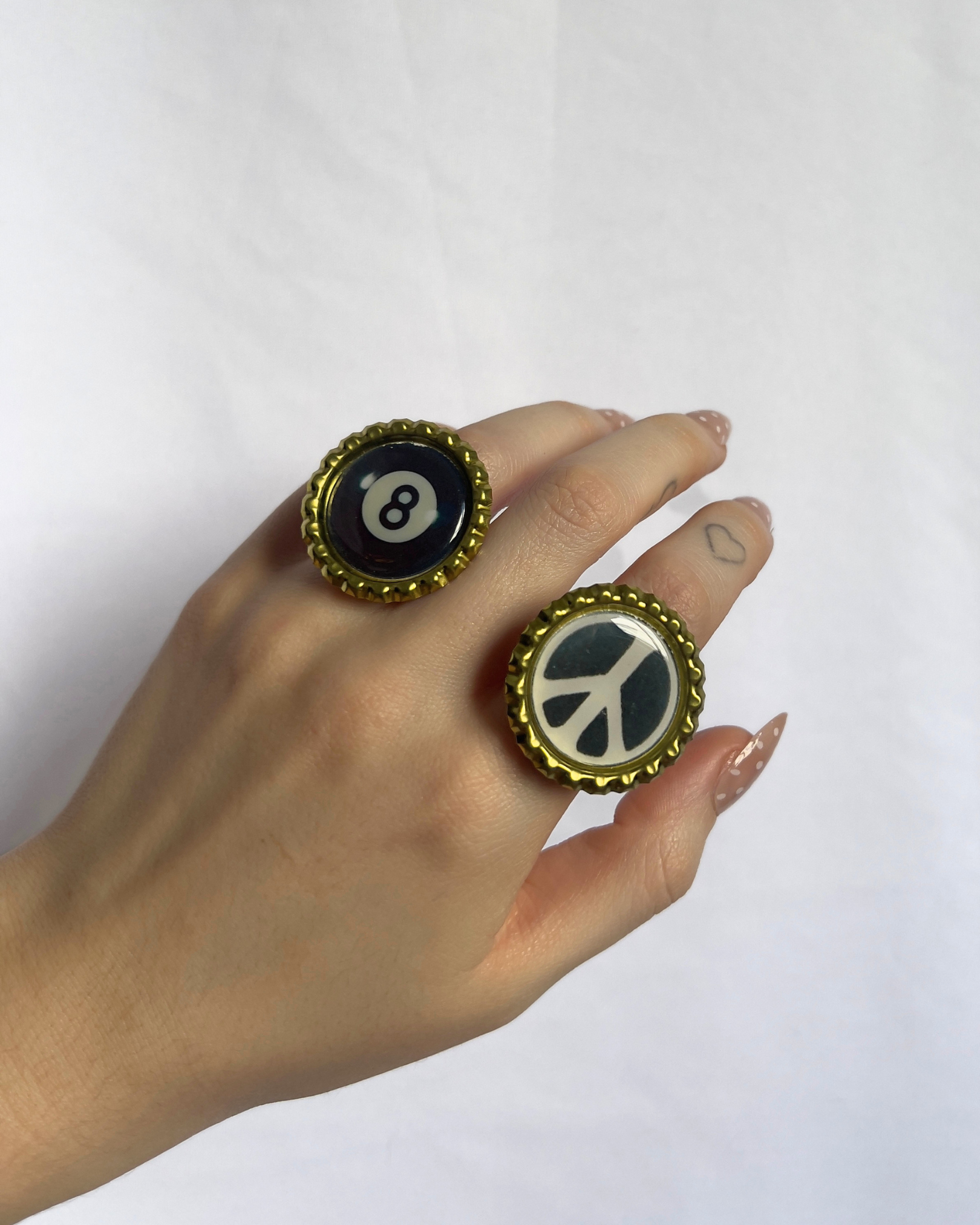 8 Ball Bottle Cap Ring