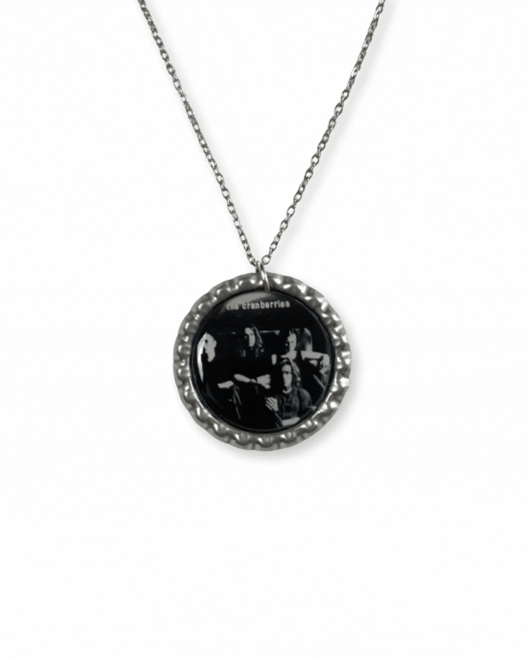 silver_pendant_gif.gif